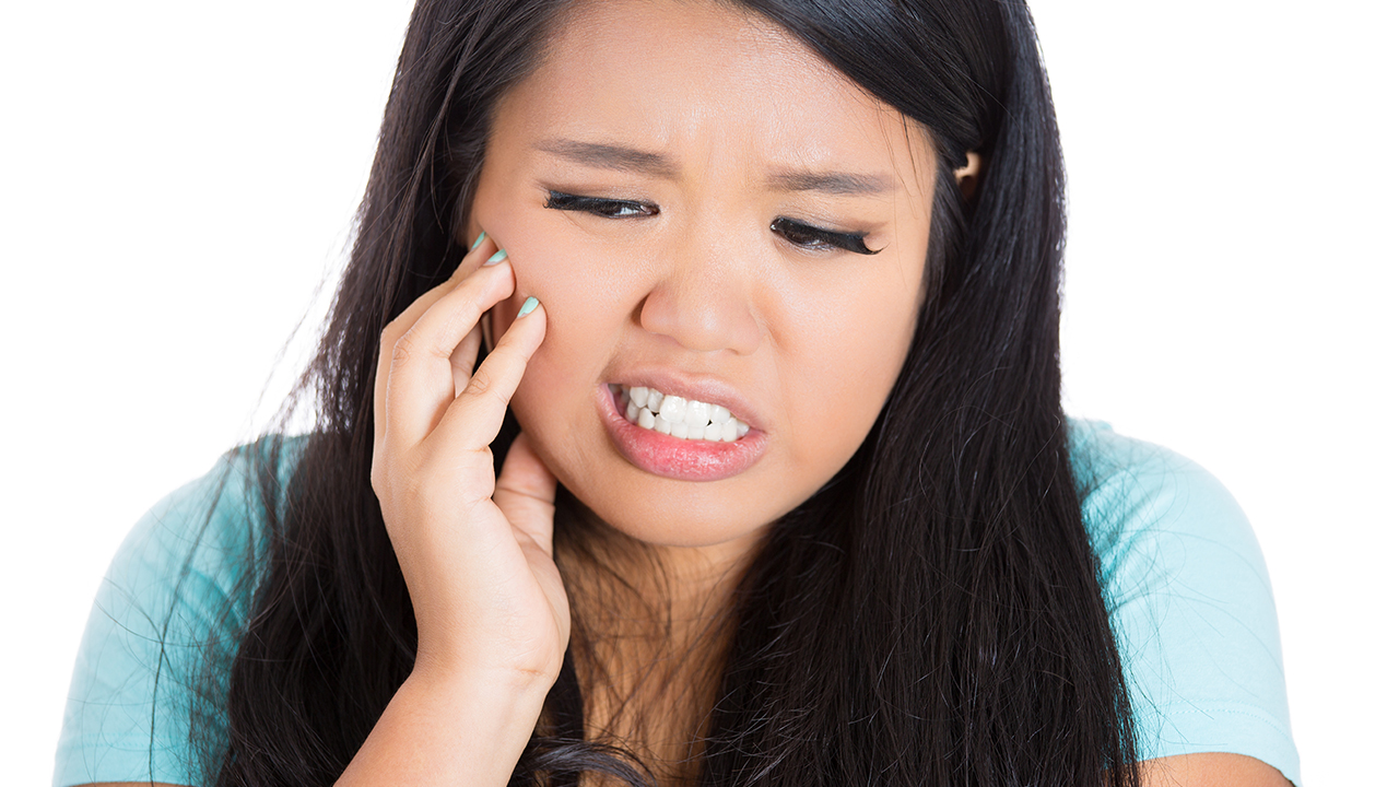 如何判断牙周炎，牙周炎一发现就要去治疗